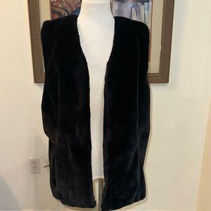 Chico’s Black Faux Fur Women's Vest/Jacket Size 1 (Medium)